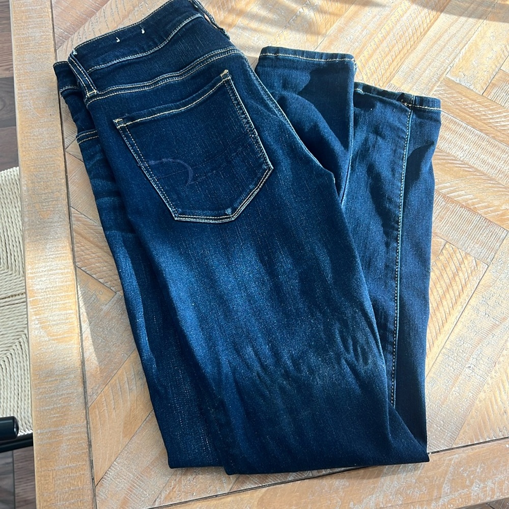 American eagle dark wash jegging